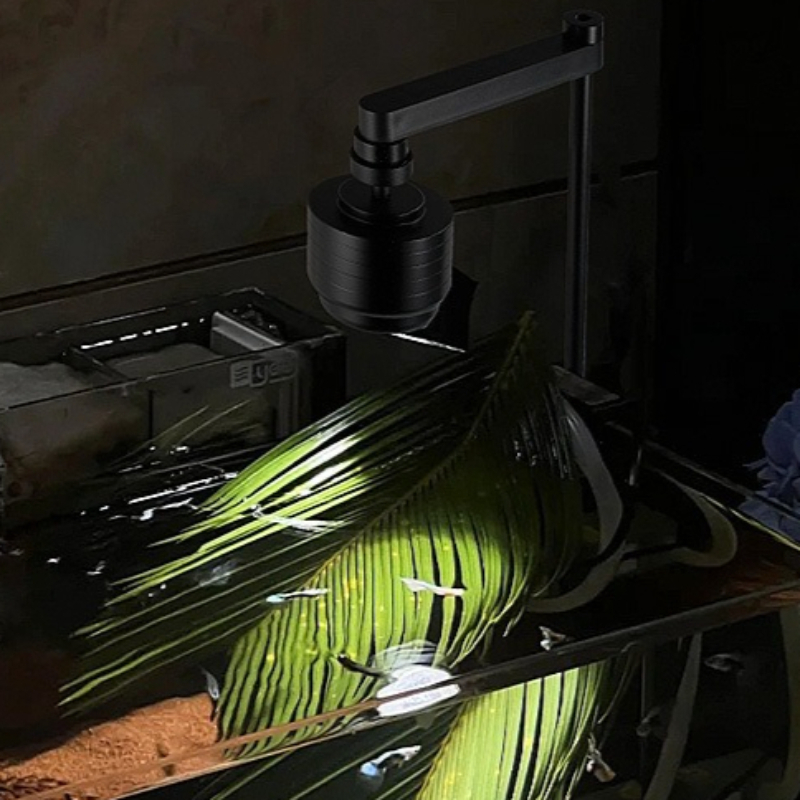 Luce LED per Acquario a 3 Colo - Aquarium Planted Tank Light recensione e prezzo